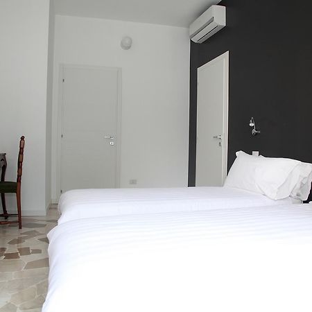 Torregiardino Bed & Breakfast Abbiategrasso Eksteriør bilde